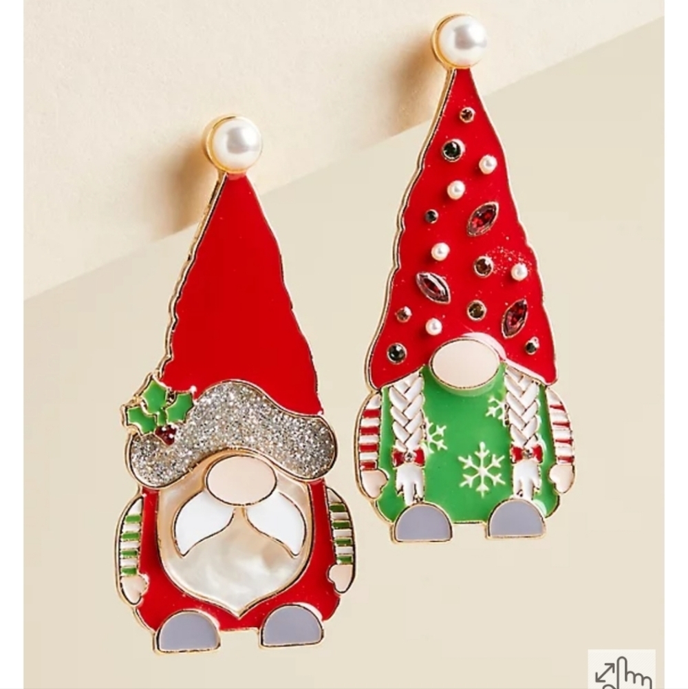 🆕️🎄HOLIDAY GNOME STATEMENT EARRING🎄